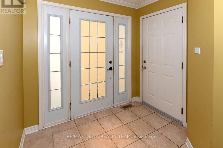 29095363/150-sandra-crescent/town-of-rockland/clarence-rockland/ontario/K4K1N7_2