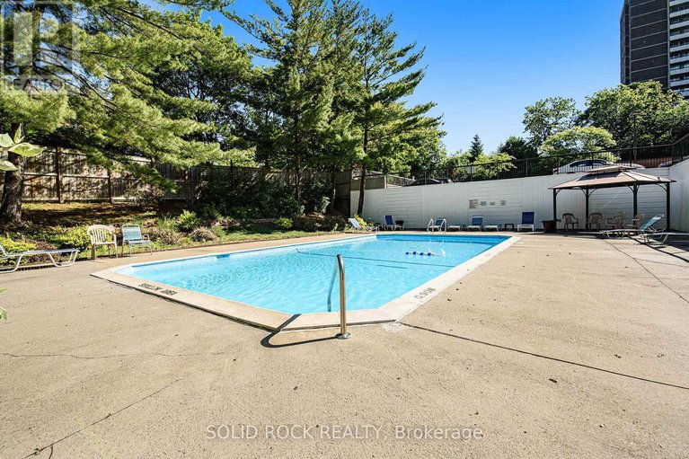 28395432/108-2871-richmond-road/britannia-heights/ottawa/ontario/K2B8M5_17