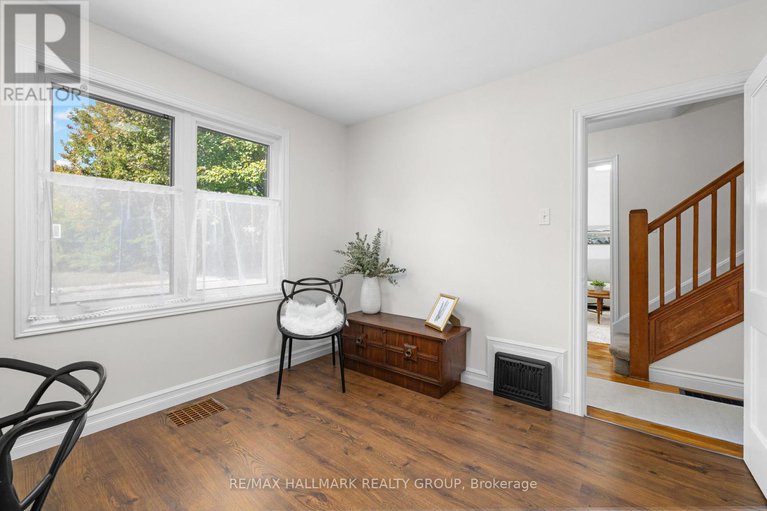 28882638/337-hinton-avenue-s/civic-hospital/ottawa/ontario/K1Y1A4_19