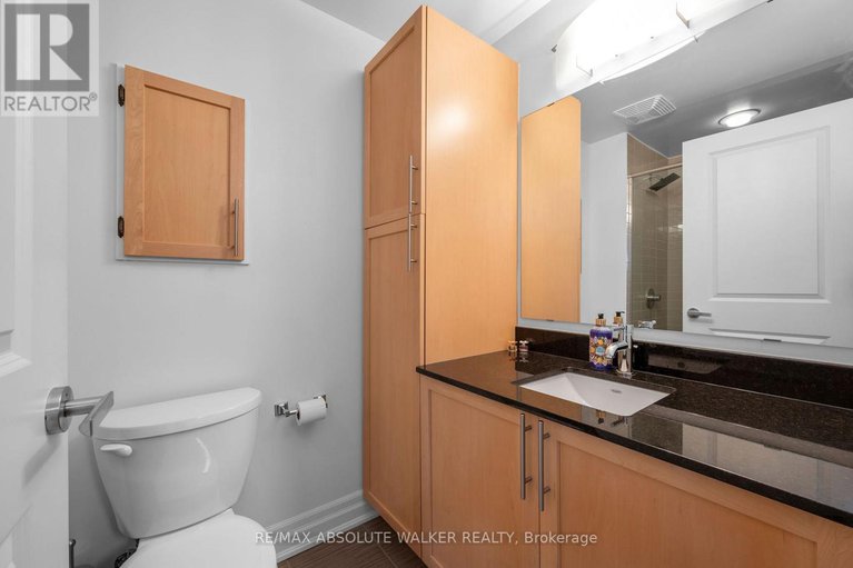 28469655/307-90-landry-street/vanier/ottawa/ontario/K1L0A9_20