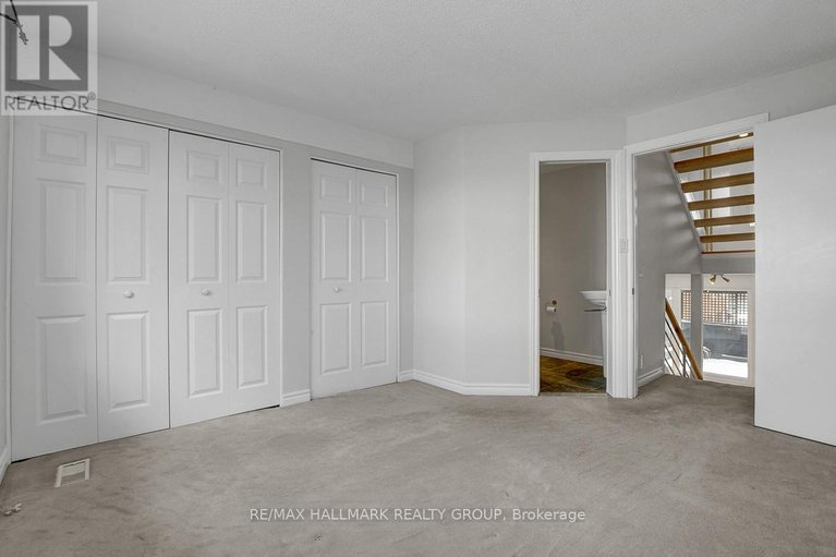 29492745/261-bruyere-street/lower-town/ottawa/ontario/K1N5E5_18