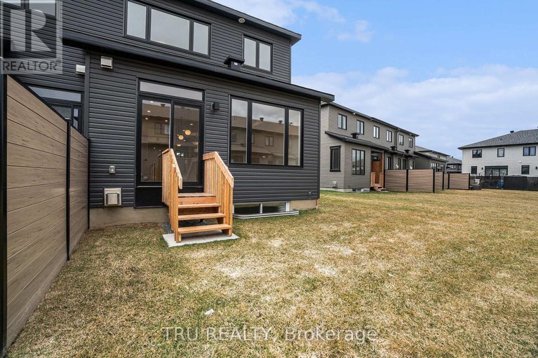 28228942/953-cologne-street/embrun/russell/ontario/K0A1W0_26