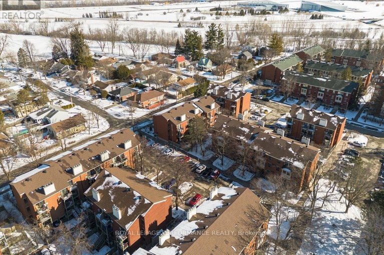 29515522/26-1096-blasdell-avenue/manor-park/ottawa/ontario/K1K0C3_36