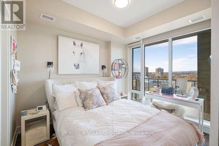 28893312/809-88-richmond-road/westborohampton-park/ottawa/ontario/K1Z0B1_11