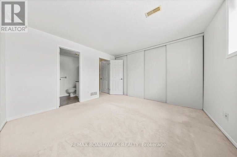 29483798/364-crownridge-drive/emerald-meadowstrailwest/ottawa/ontario/K2M3A4_30