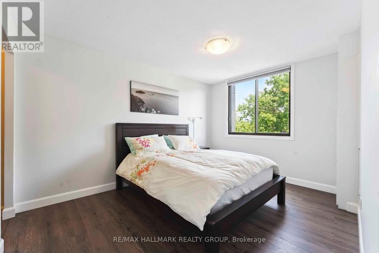 28620616/406-333-chapel-street/sandy-hill/ottawa/ontario/K1N8Y8_10