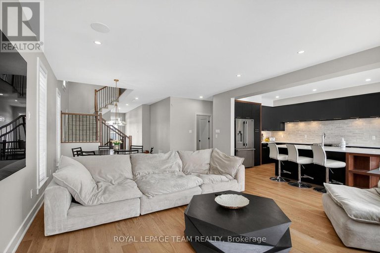 29410673/988-beckton-heights/stittsville-south/ottawa/ontario/K2S2X6_39