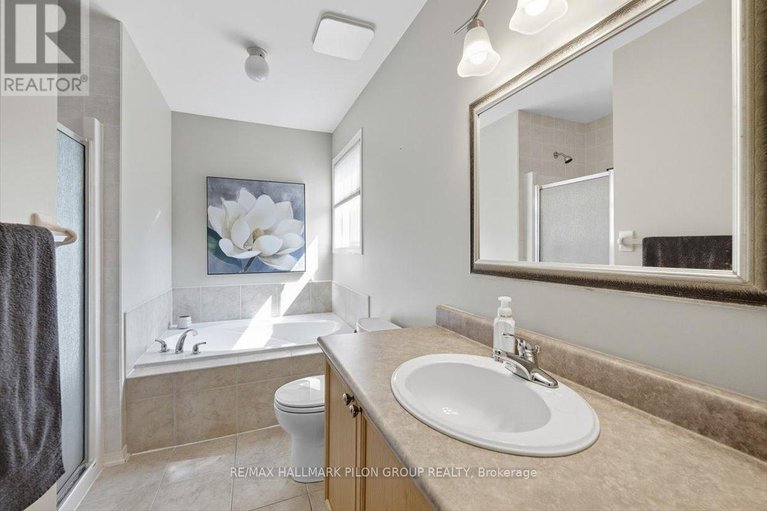 28847182/2064-breezewood-street/springridgeeast-village/ottawa/ontario/K4A4R9_16