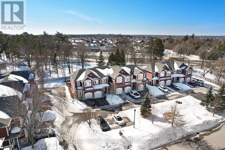 29434004/62-evelyn-powers-private-n/stittsville-south/ottawa/ontario/K2S0E1_30