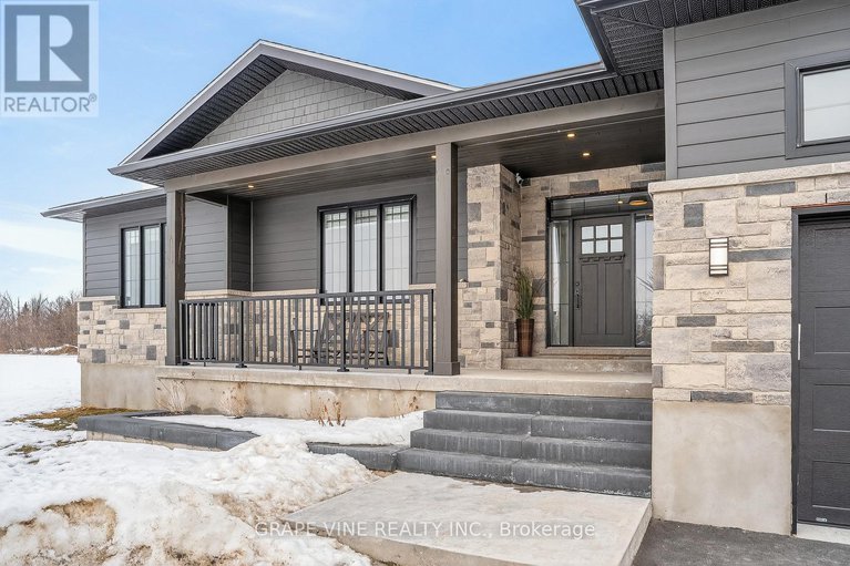 29432305/106-maplestone-drive/north-grenville-twp-kemptville-east/north-grenville/ontario/K0G1J0_3