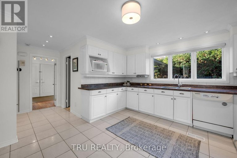 28995182/189-st-laurent-boulevard/manor-park/ottawa/ontario/K1K2Y6_19