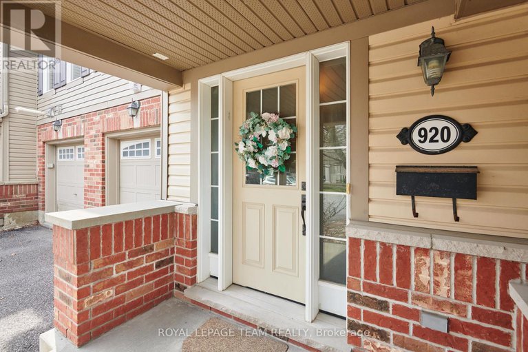 28237115/920-messor-crescent/stittsville-north/ottawa/ontario/K2S0P2_3