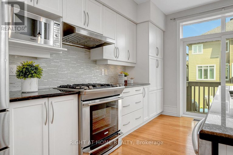 28703560/510-summerhill-street/riverside-southgloucester-glen/ottawa/ontario/K4M0B4_8