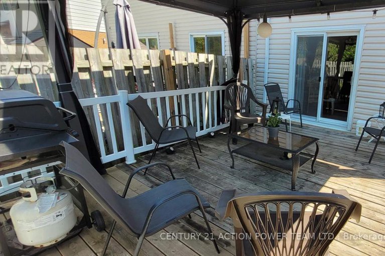 28389269/1829-cloverlawn-crescent/beacon-hill-south/ottawa/ontario/K1J6V6_29