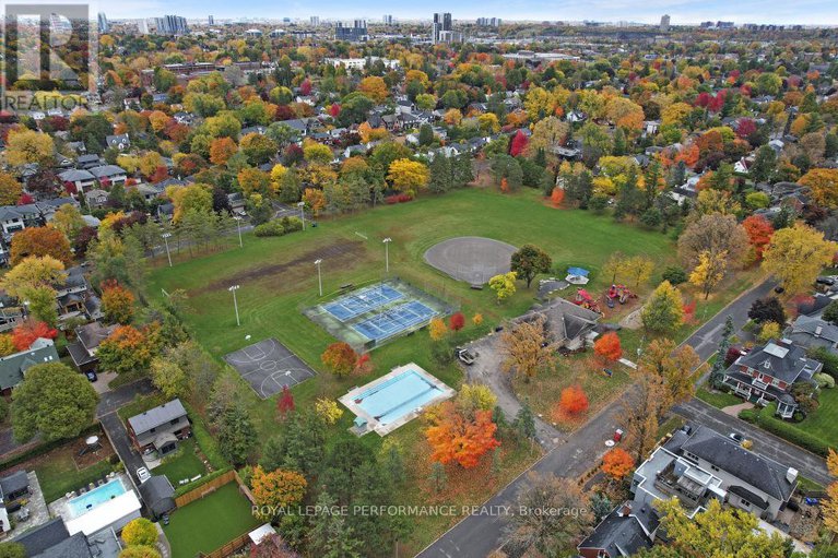 29039547/695-richmond-road/woodroffe/ottawa/ontario/K2A0G6_45