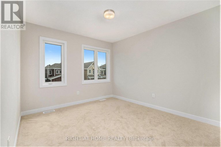 29203481/73-hackamore-crescent/goulbourn-twp-from-franktown-rdsouth-to-rideau/ottawa/ontario/K0A2Z0_18