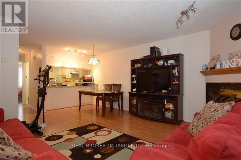 28410875/123-briston-private/hunt-club-park/ottawa/ontario/K1G5R1_7