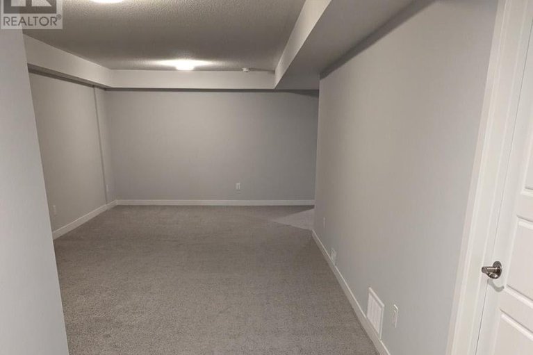 29256005/606-lillian-freiman-private/half-moon-bay/ottawa/ontario/K2J6Z8_6