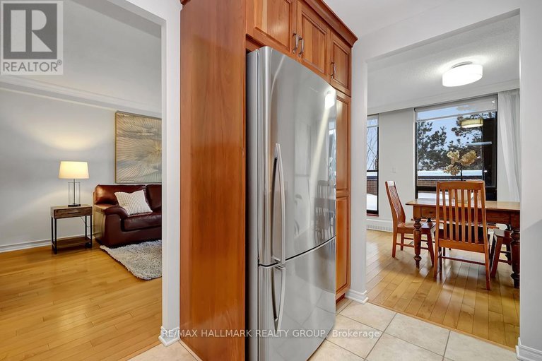 29355188/330-515-st-laurent-boulevard/viscount-alexander-park/ottawa/ontario/K1K3X5_18