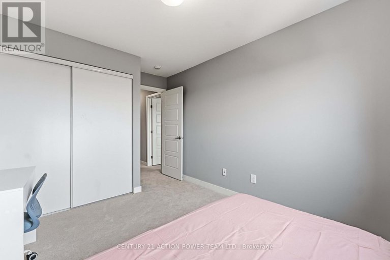 29556237/2195-winsome-terrace/fallingbrookgardenway-south/ottawa/ontario/K4A5M9_28