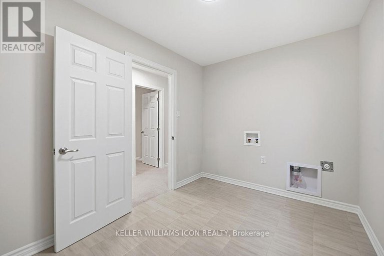 29449806/756-cape-jack-walk/half-moon-bay/ottawa/ontario/K2J6L1_79