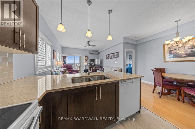 29439623/414-141-potts-private/notting-hillsummerside/ottawa/ontario/K4A0X9_18