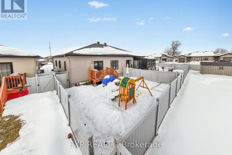 29401296/441-arora-crescent/winchester/north-dundas/ontario/K0C2K0_38