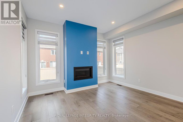 28598493/710-twist-way/emerald-meadowstrailwest/ottawa/ontario/K2V0M8_22