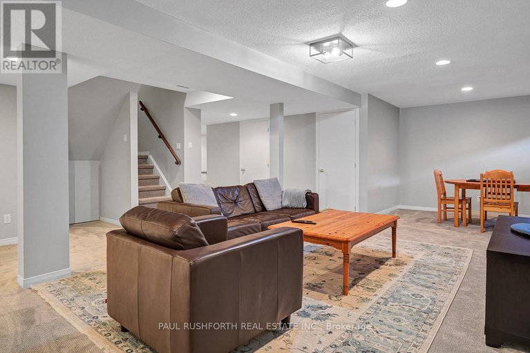 28862672/34-apple-creek-crescent/emerald-meadowstrailwest/ottawa/ontario/K2M2N3_31