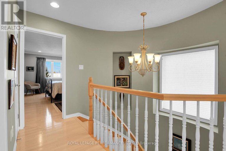 29647824/2104-liska-street/avalon-east/ottawa/ontario/K4A4J6_18