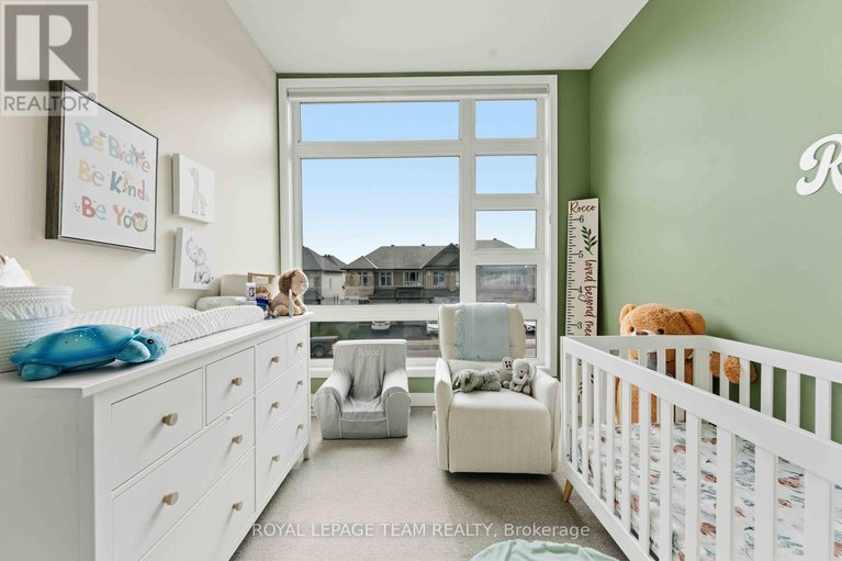 29036098/542-borbridge-avenue/riverside-southgloucester-glen/ottawa/ontario/K4M0H9_24