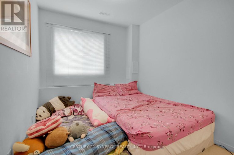 28297097/14-splinter-crescent/fairfield-heights/ottawa/ontario/K2B1B2_35