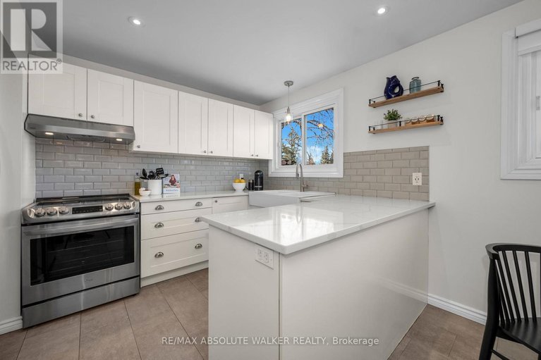 29640984/2052-valley-drive/elmvale-acresurbandale/ottawa/ontario/K1G2P4_8