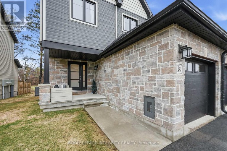 29608681/241-dion-avenue/town-of-rockland/clarence-rockland/ontario/K4K0M3_4