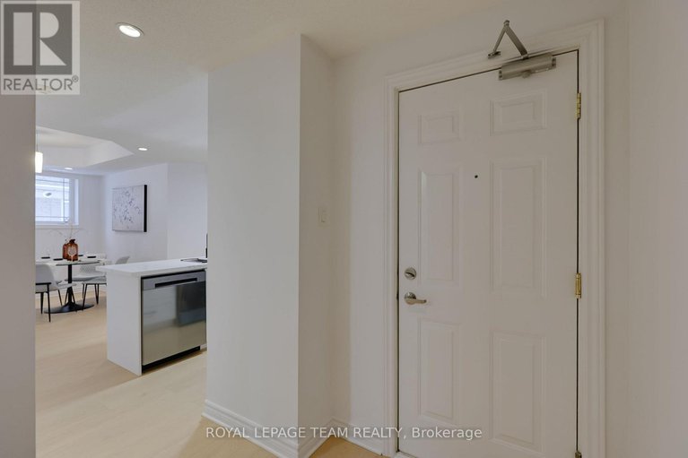 29232686/2-369-paseo-private/centrepointe/ottawa/ontario/K2G4N7_5