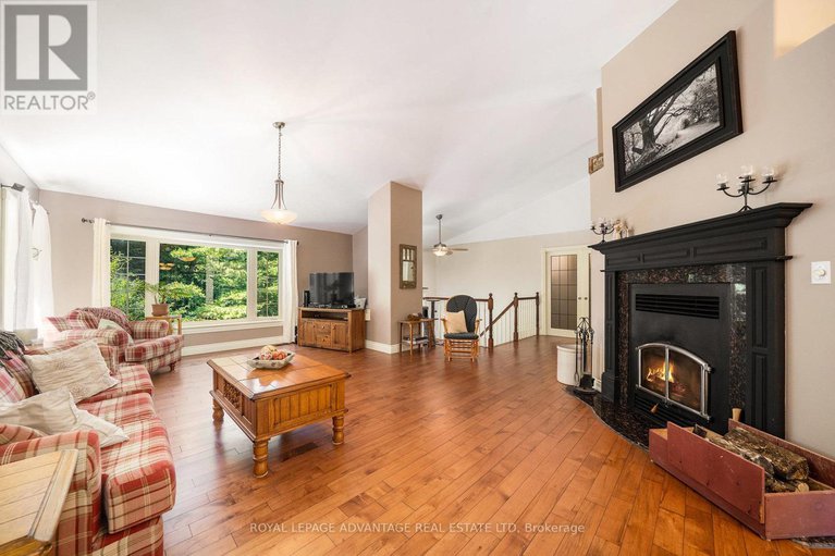 28753164/334-station-road/drummondnorth-elmsley-north-elmsley-twp/drummondnorth-elmsley/ontario/K7A4S4_8