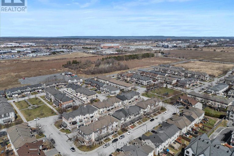 28223631/1028-pampero-crescent/stittsville-north/ottawa/ontario/K2S0N4_35