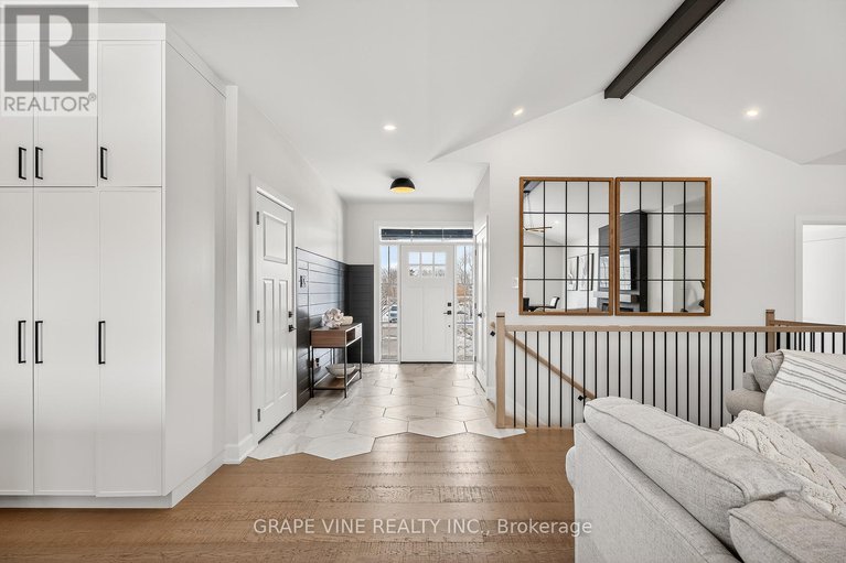 29432305/106-maplestone-drive/north-grenville-twp-kemptville-east/north-grenville/ontario/K0G1J0_5