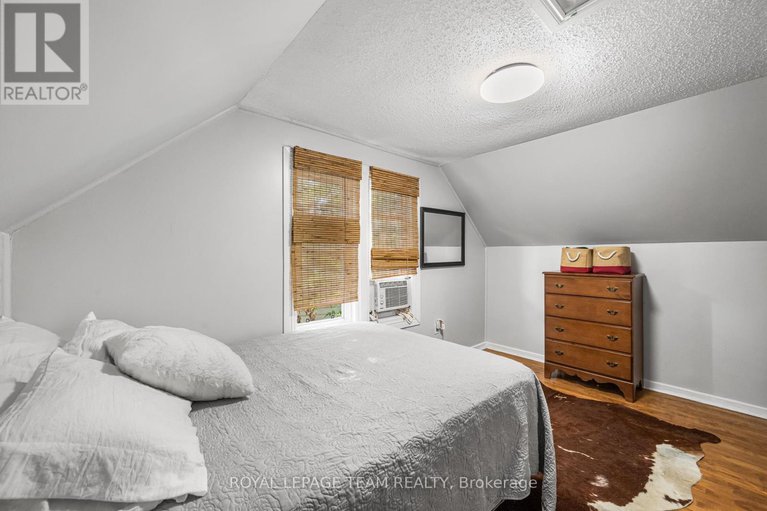 28782909/158-anna-avenue/carlington/ottawa/ontario/K1Z7V2_30