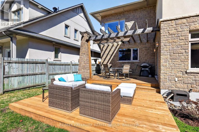 29680684/1934-lenester-avenue/mckellar-heightsglabar-park/ottawa/ontario/K2A1J9_44