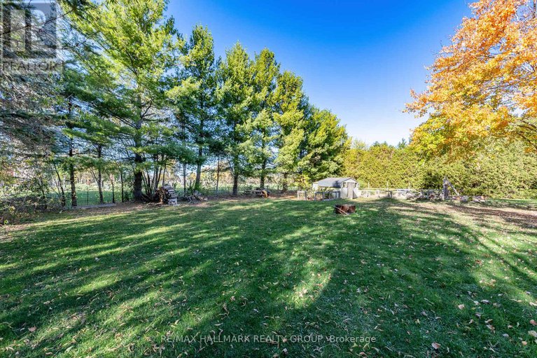 29013093/404-bouchard-street/russell-twp/russell/ontario/K4R1E5_37
