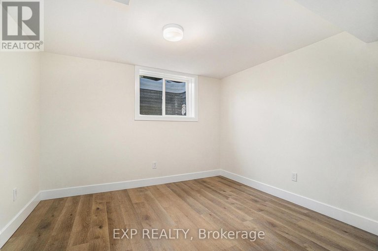 28268546/16-weybridge-drive/cedargrovefraserdale/ottawa/ontario/K2J2X2_25