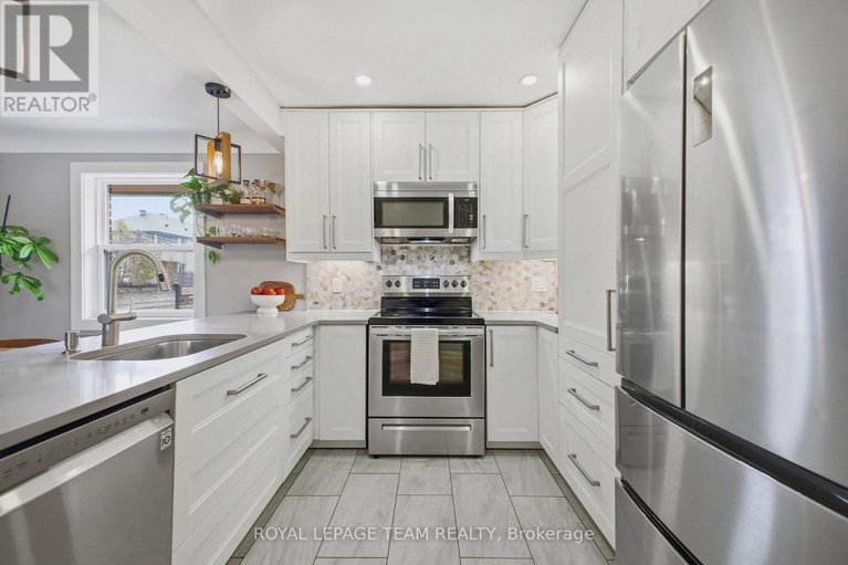 29622537/513-windermere-avenue/mckellarhighland/ottawa/ontario/K2A2W3_7