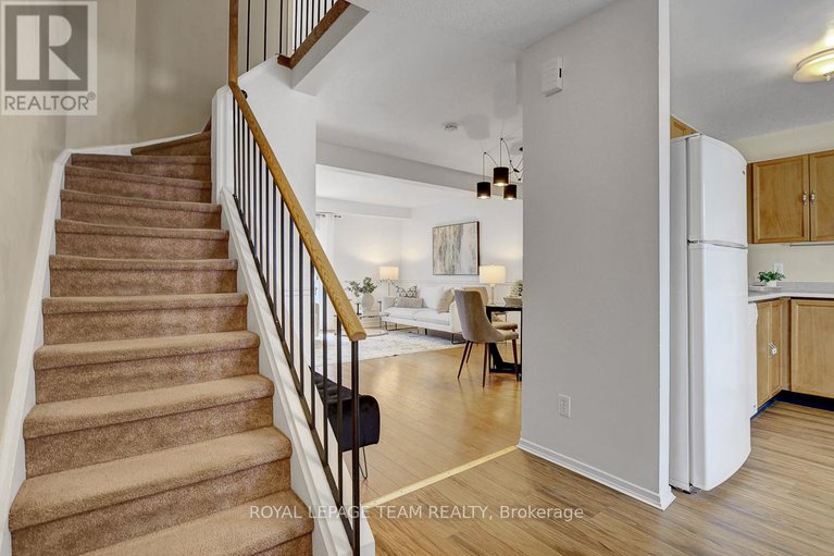 29253147/47-mcdermot-court/katimavik/ottawa/ontario/K2L3V5_4