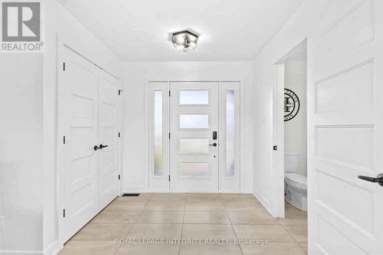 29001151/204-hybrid-street/embrun/russell/ontario/K0A1W0_4