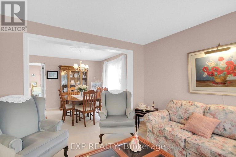 28705639/2104-gardenway-drive/fallingbrookgardenway-south/ottawa/ontario/K4A3K2_6