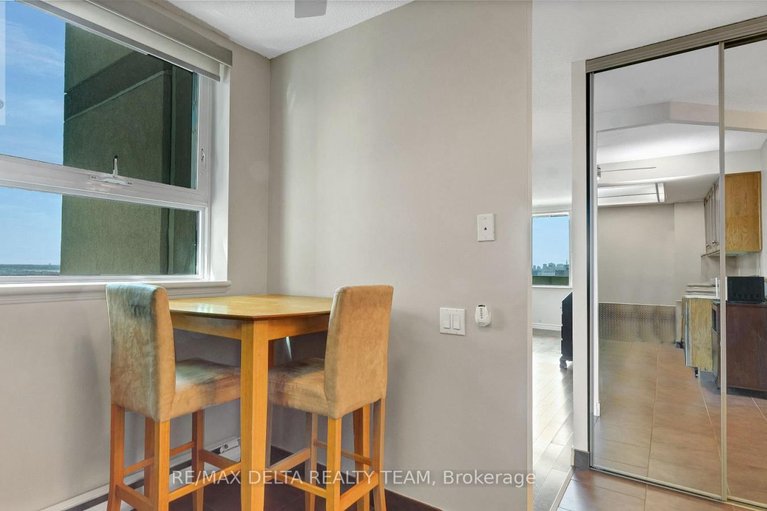 29672097/1001-555-brittany-drive/viscount-alexander-park/ottawa/ontario/K1K4C5_14