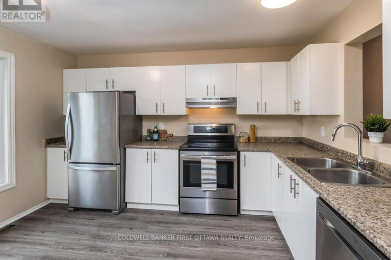 28970116/86-lightfoot-place/katimavik/ottawa/ontario/K2L3L9_13