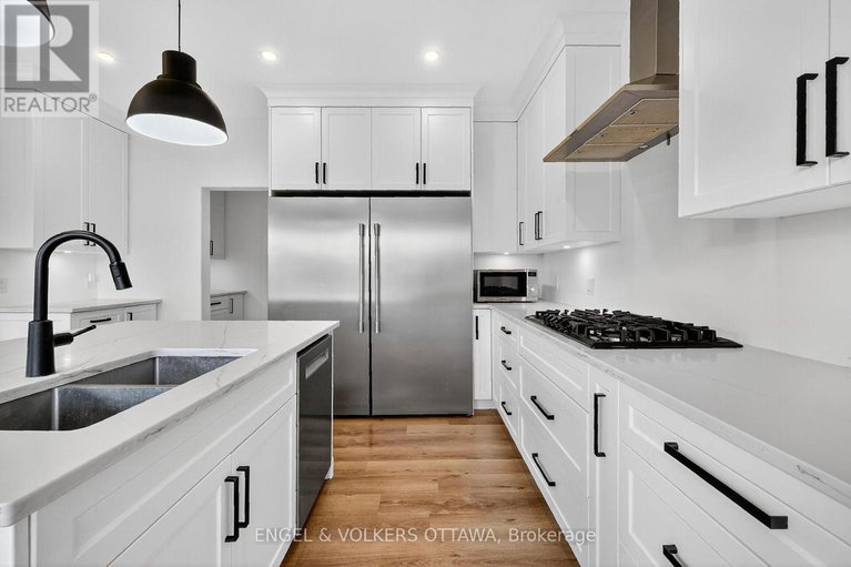 29060729/57-paul-a-bertrand-drive/mcnabbraeside-twps/mcnabbraeside/ontario/K7S3G8_24