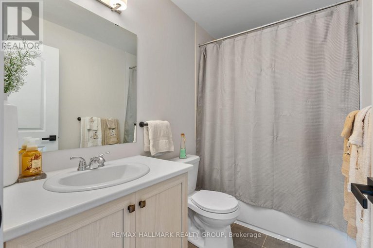 28337281/1015-keeper-heights/goulbourn-twp-from-franktown-rdsouth-to-rideau/ottawa/ontario/K0A2Z0_33